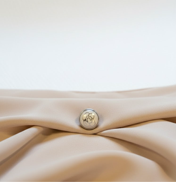 Rose hijab magnet