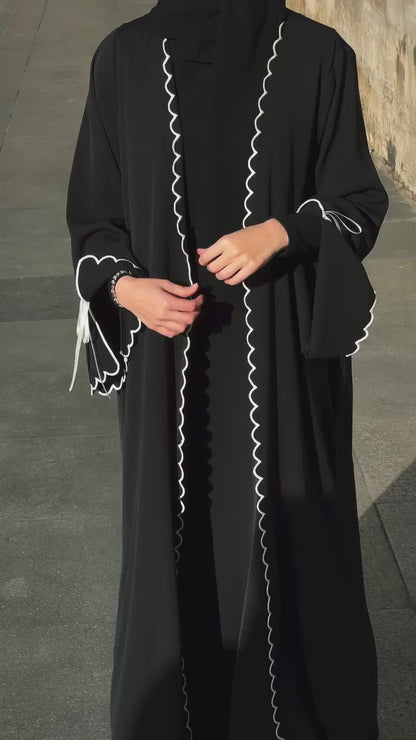 AURA abaya